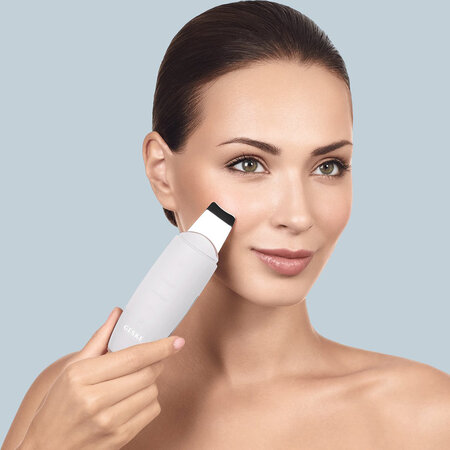 Dispozitiv pentru curatare faciala 9 in 1 Starlight Skin Scrubber&Blackhead Remover MicroCurrent, 1 bucata, Geske 603866