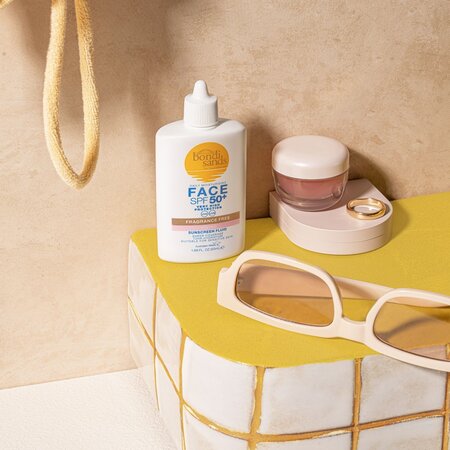 Fluid facial colorat pentru protectie solara cu SPF 50+, 50 ml, Bondi Sands 605166