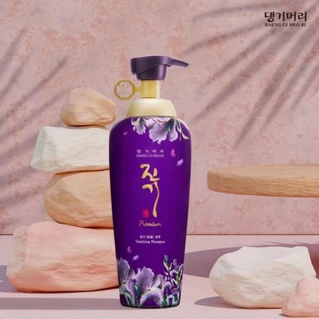Sampon revitalizant pentru par uscat Premium Vitalizing, 500 ml, Daeng Gi Meo Ri 611701