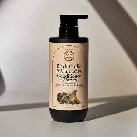 Balsam de par Premium Black Garlic & Curcumin, 500 ml, Daeng Gi Meo Ri 611853