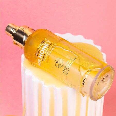 Mist pentru revitalizarea si hidratara tenului Miss Flower And Mr. Honey, 99 ml, Banila Co 613177