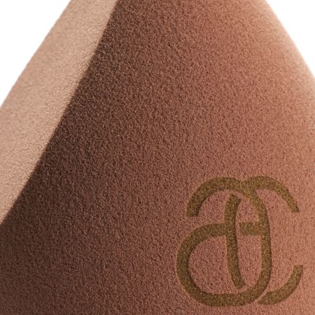 Buretel pentru aplicarea machiajului GlamSquad Pro Sponge Brown, 1 bucata, Cucuta Beaty 641748