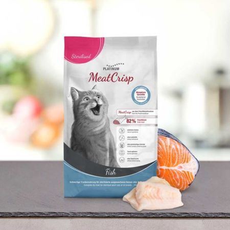 Hrana uscata cu peste pentru pisici adulte sterilizate MeatCrisp Cat, 1,5 kg, Platinum 655767