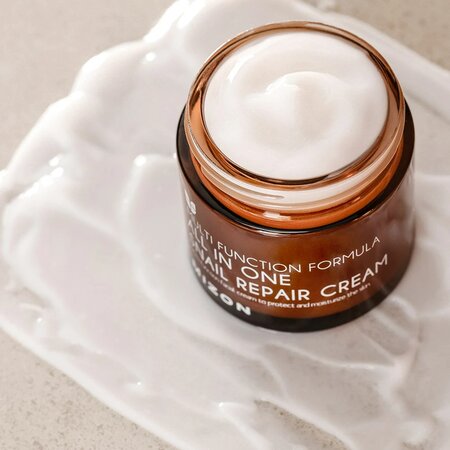 Crema intens reparatoare pentru fata cu extract de melc Snail, 120 ml, Mizon 666677