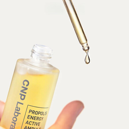 Serum pentru fata energizant cu propolis pentru revitalizare intensa Propolis, 35 ml, CNP Laboratory 667025