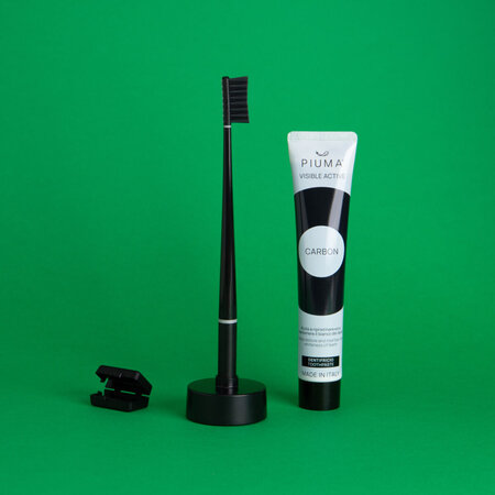 Set Periuta de dinti + baza + pasta de dinti 75 ml, infuzate cu carbune de bambus Perfect Black, 1 periuta + 1 baza calanderistica + 75 ml, Piuma 677615
