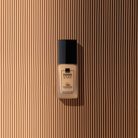 Fond de ten Toasted Praline 348P Power Stay 24h, 30 ml, Avon 678863