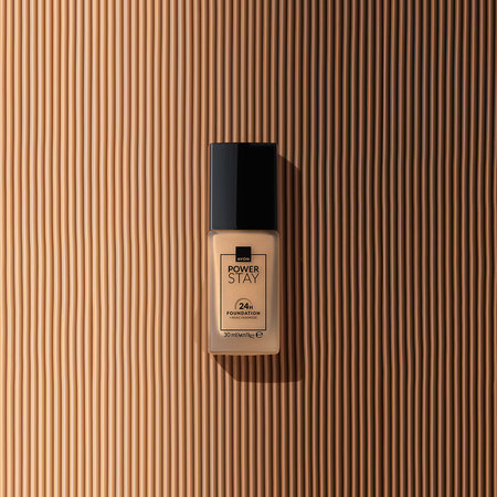 Fond de ten Warm Deep Tan 435N Power Stay 24h, 30 ml, Avon 678917