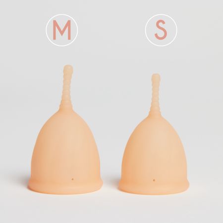 Cupa menstruala reutilizabila culoarea Powder, marimea M, 1 bucata, FemiEko 681577