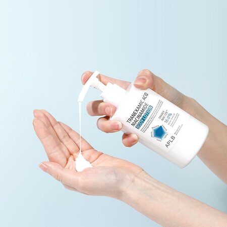 Lotiune de corp cu Acid Tranexamic si Niacinamide, 300 ml, Aplb 682872