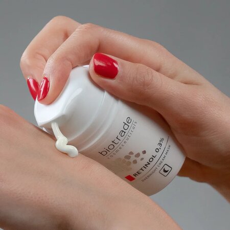 Crema de noapte anti-age cu 0.3% retinol, 50 ml, Biotrade 693112