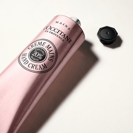 Crema de maini cu unt de shea si trandafiri Shea Rose, 150 ml, L'Occitane 695543