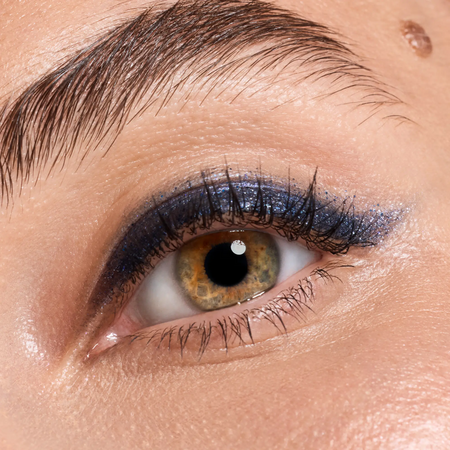 Creion de ochi albastru 030 Midnight Sapphire Blue, Jewel Glide, 1.5 g, Catrice 695831