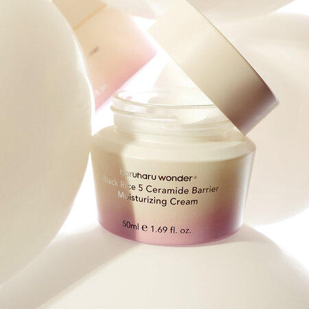 Crema de fata hidratanta cu ceramide Black Rice 5 Ceramide Barrier, 50 ml, Haruharu Wonder 696772