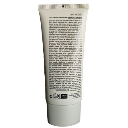 Lotiune cu protectie solara SPF 50 Lightweight Hidrate UV Defense, 50 ml, Nerds 713370