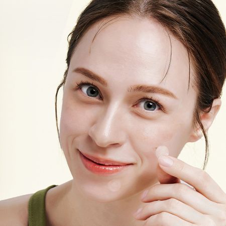 Plasturi cu niacinamida si vitamina C pentru reducerea hiperpigmentarii Dark Spot Care, 6 bucati, Acropass 714946