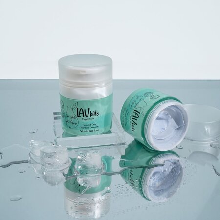 Crema lejera hidratanta de fata pentru copii, 50 ml, Lav 719009
