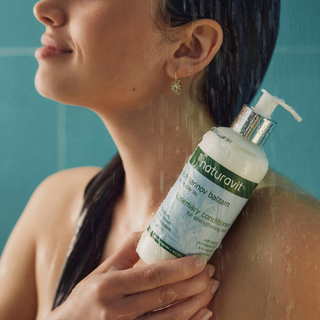 Balsam cu rozmarin pentru revitalizare si fortifierea parului, 300 ml, Naturavit 729764
