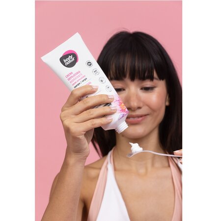 Crema depilatoare cu floare de lotus pentru piele sensibila, 200 ml, Body Natur 733073