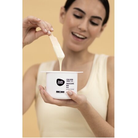 Ceara depilatoare cu vanilie pentru corp, 250 g, Body Natur 733345