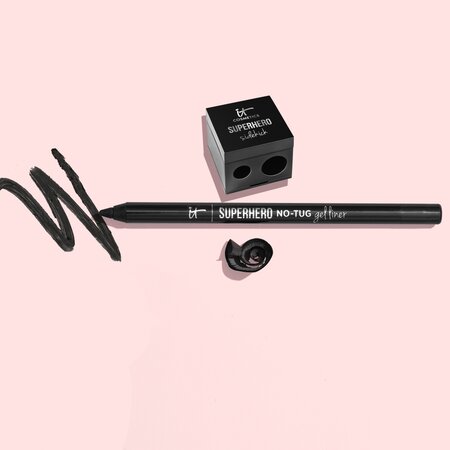 Creion pentru ochi negru intens Superhero, 0,5 ml, It Cosmetics 735896