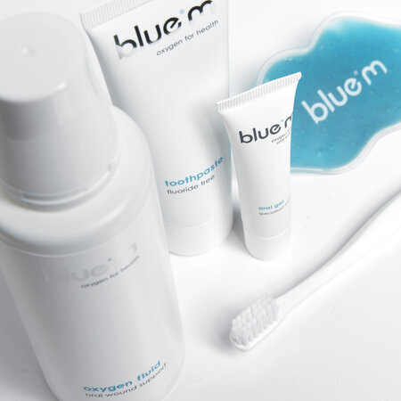Kit pentru igiena orala zilnica, 250 ml + 75 ml + 15 ml + 1 bucata, Blue M 737446