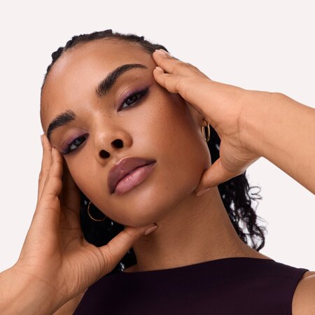 Creion de ochi 040 Plum Line, Velvet Glide Matte Eye Pencil, 1.4 g, Catrice 741781