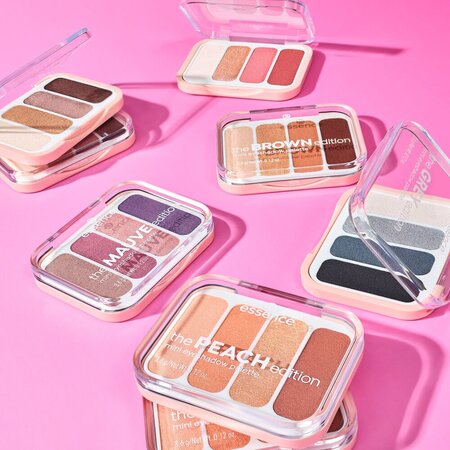 Paleta mini de farduri The Rose Edition, 3.6 g, Essence 754097