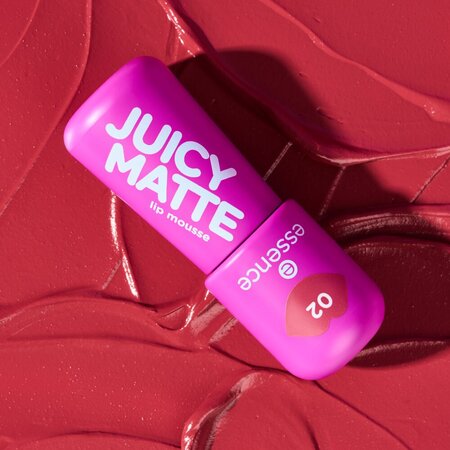 Ruj crema Nuanta 02 Featherlight Pink Juicy Matte Lip Mousse, 2.7 ml, Essence 754308