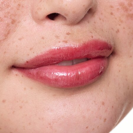 Ulei de buze hidratant Nuanta 12 Ruby Sparkle Hydra Kiss Lip Oil, 4 ml, Essence 754484