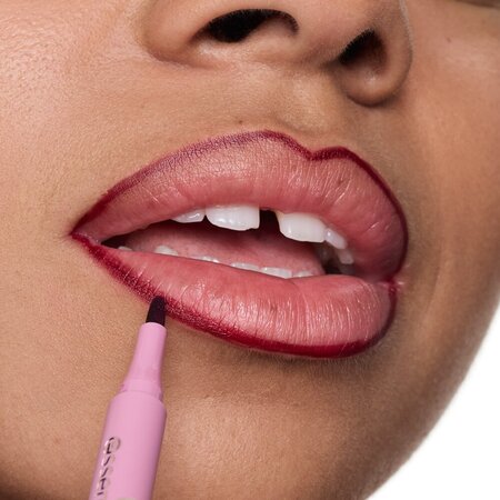 Creion de buze Nuanta 01 Everyone`s Nude-Pink Line & Stain! Tatoo Lip Liner, 1.1 ml, Essence 754687