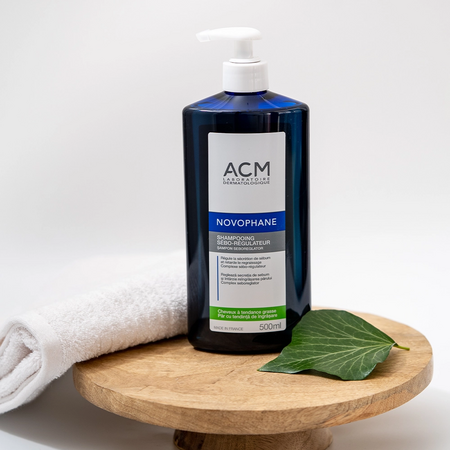 Sampon seboreglator Novophane, 500 ml, Acm 663304