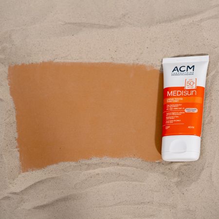 Crema colorata pentru protectie solara cu SPF 50+ Light Tint Medisun, 40 ml, Acm 663740