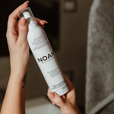 Spuma naturala modelatoare pentru par, cu ulei de argan, 250 ml, Noah 668720