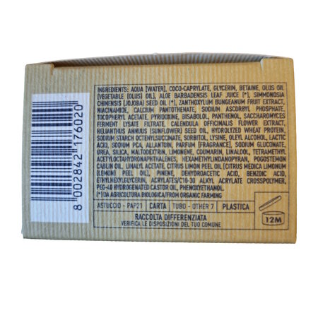 Balsam dupa ras cu extract de piper si complex de vitamine Uomo, 100 ml, L'Erboristica 711106