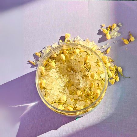 Sare de baie cu iasomie si ulei de migdale Adierea Noptii Medara, 500 g, Mebra 659574