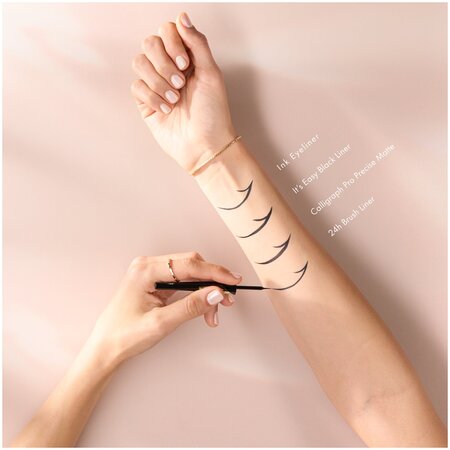 Tus pentru ochi Ultra Black 010 Brush Liner, 3 ml, Catrice 621232